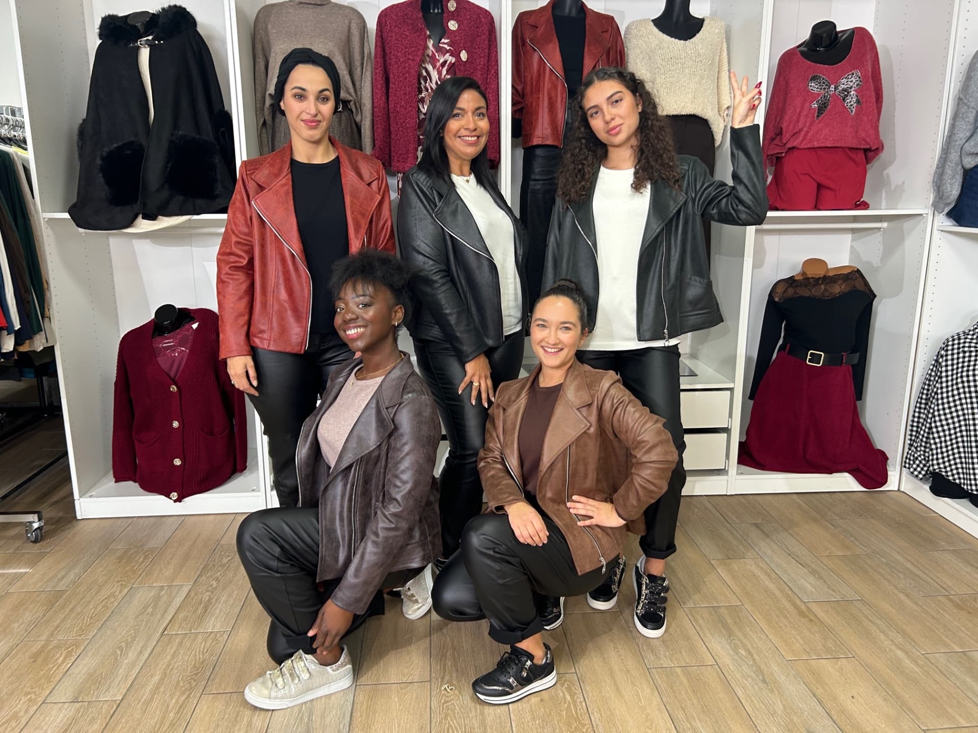 L'équipe MyDressin - Nos animatrices de live shopping